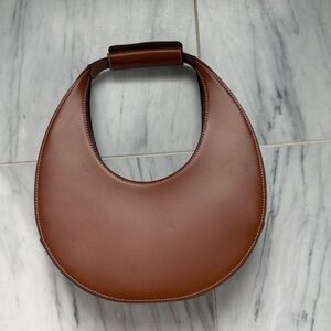 STAUD MOON SHOULDER BAG IN COGNAC LEATHER